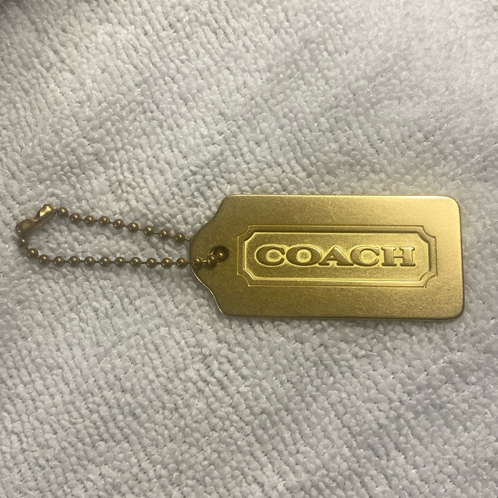 COACH HANGTAG GOLD
